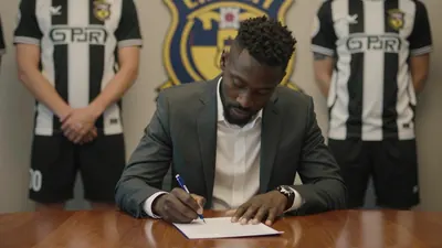 Renfort offensif pour Angers SCO : Simbakoli signe jusqu'en 2029